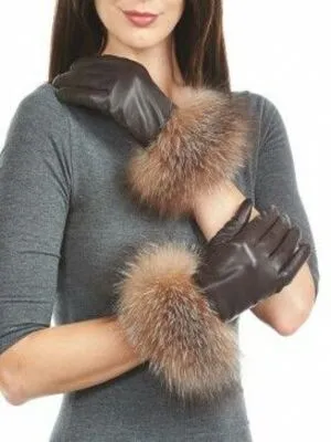 Fur winter gloves