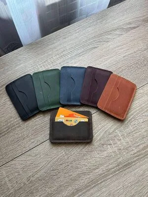 Slim Cardholders & Minimalist Wallets
