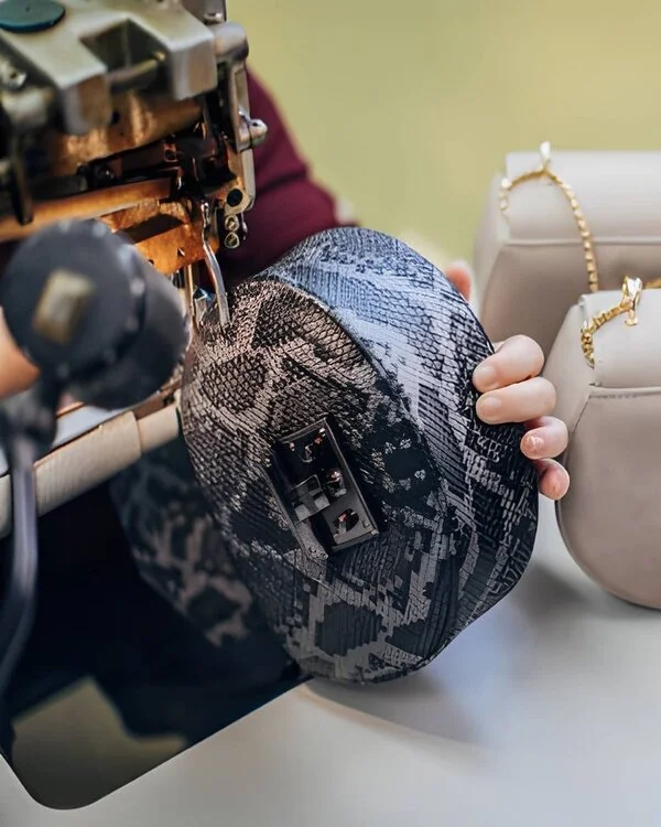 Worker Stitching Private label Leather handbags